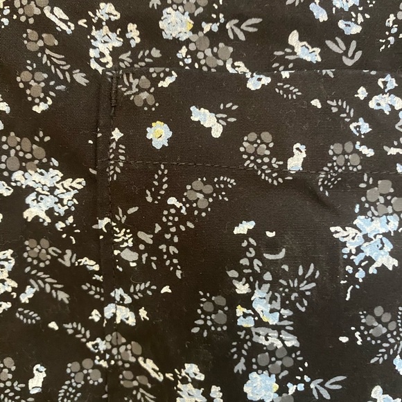 7 Diamonds black with light blue Floral men’s Button Down Shirt size L EUC - Picture 3 of 4